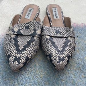 Steve Madden print mules